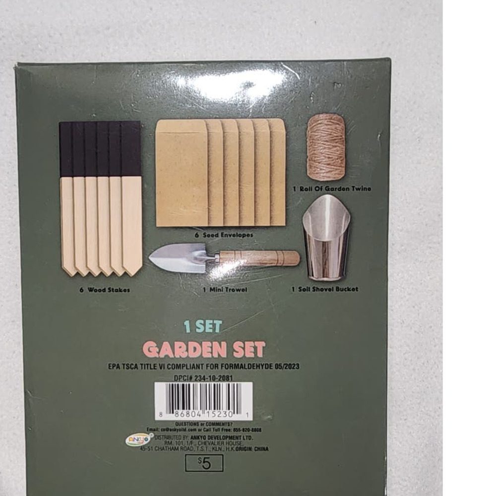 mini garden set with mini trowel. soil bucket and garden twine - Picture 3 of 7